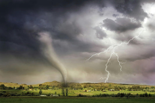 Sample only: Tornado Outbreak Strikes Midwest, Federal Response Underwa