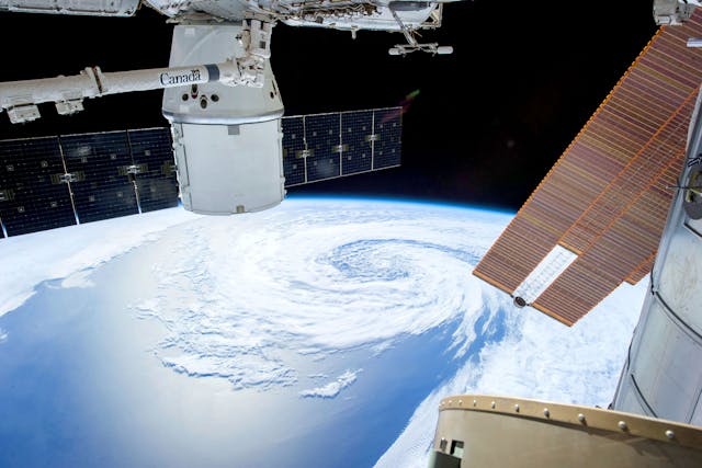 La Niña Fizzles: What It Means for Hurricanes and the Weather in 2025
