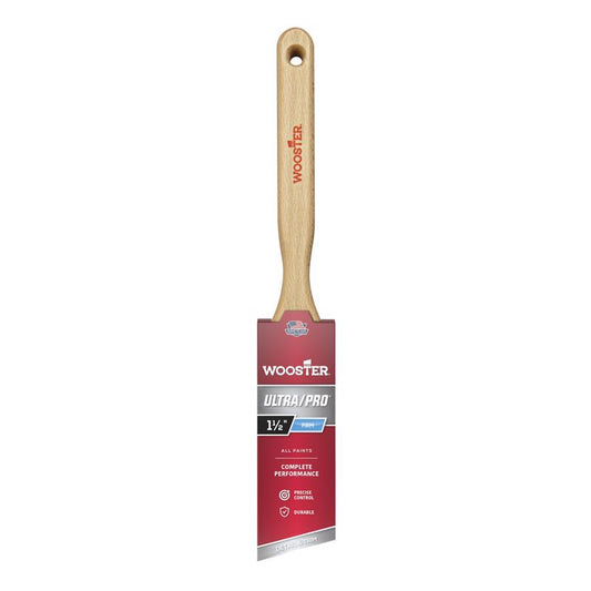 Wooster Ultra/Pro 1-1/2 in. Firm Angle Paint Brush